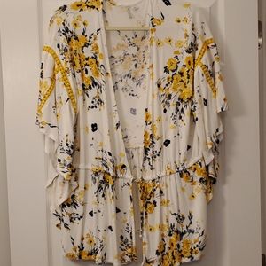 Beautiful Short Sleeve Cardigan